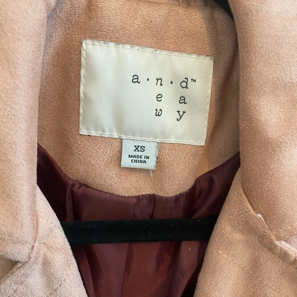 Pink Jacket - Picture 2 of 3
